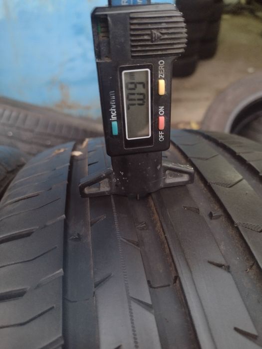 Перфектни 2бр.215/55/17 Continental dot4815