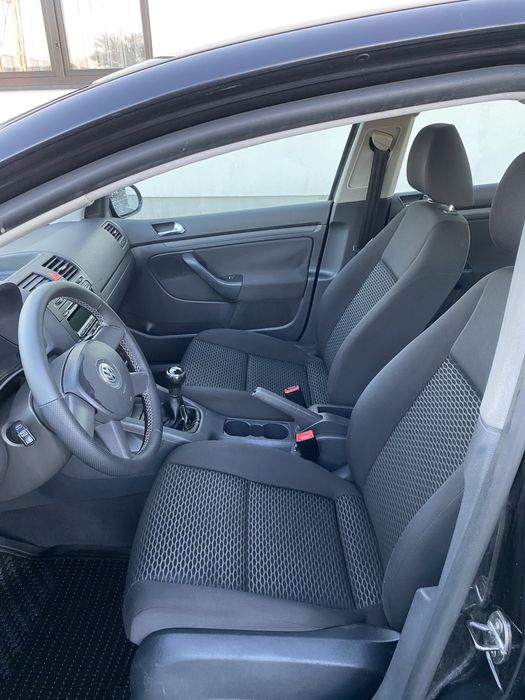 Golf 5  1.9 TDI 2006 Distributie schimbata recent