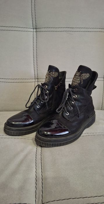 Зимни дамски  боти