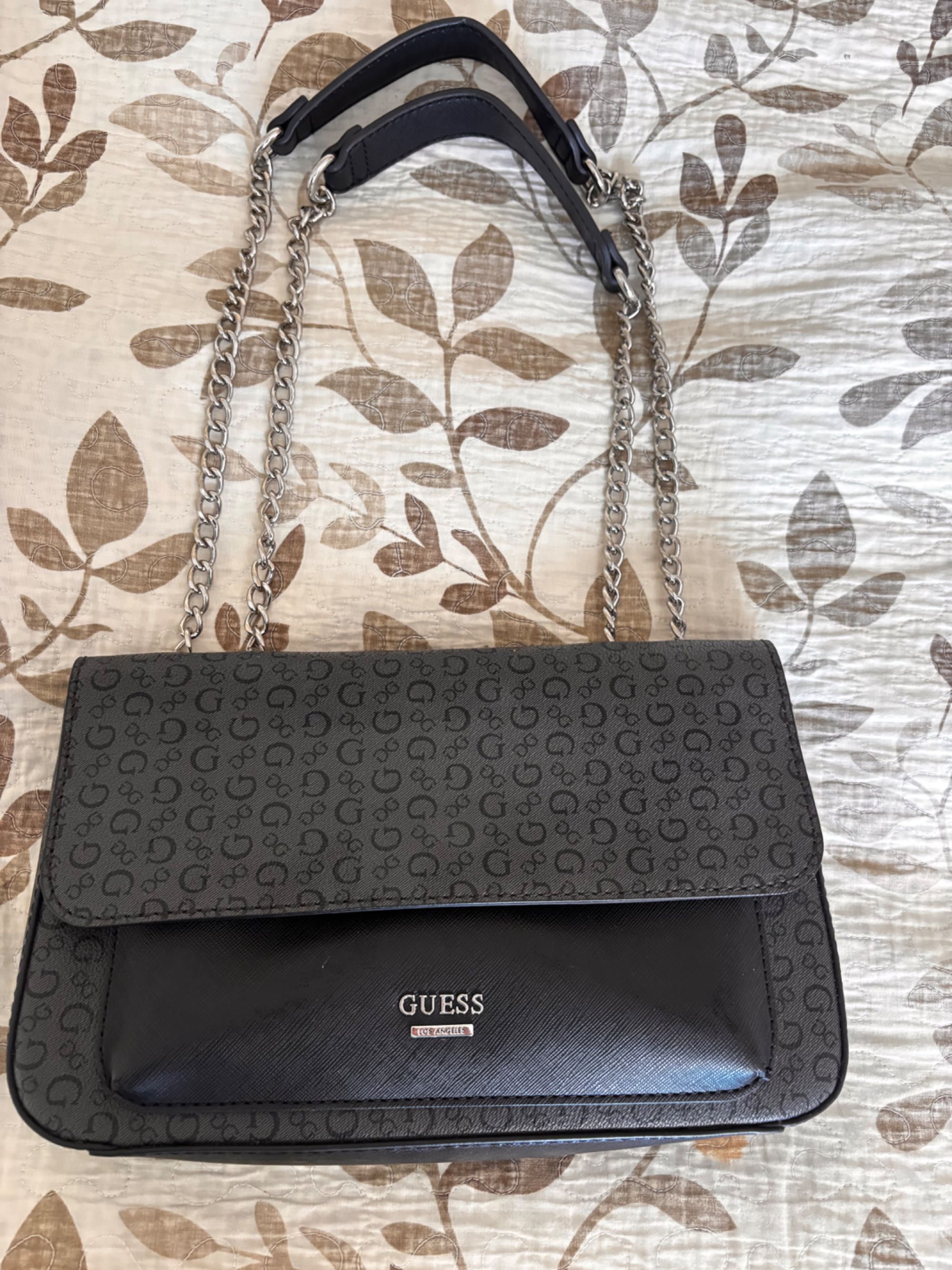 Дамска чанта guess