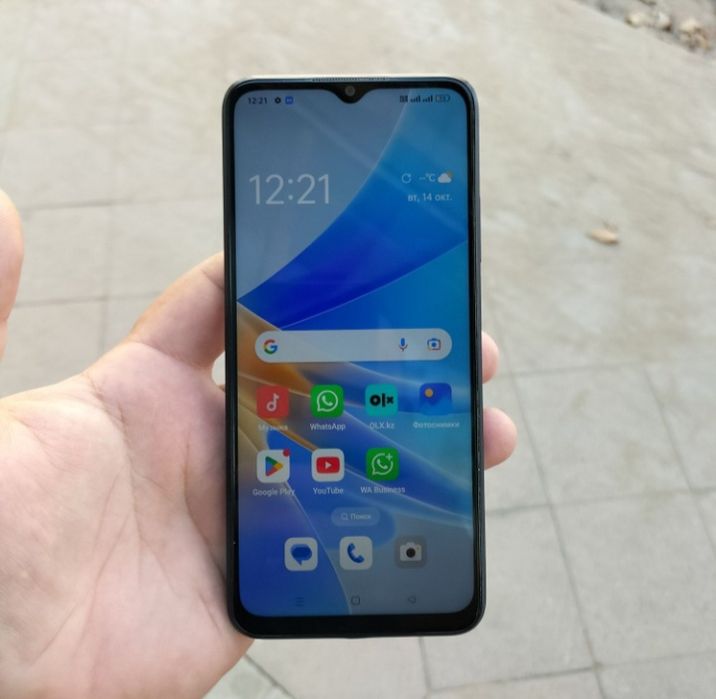 Продам телефон Oppo A17  память 64гб состояние отличное