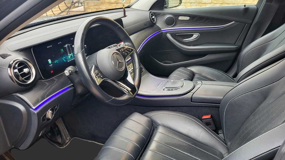 VAND Mercedes-Benz E 300 e 9G-TRONIC Avantgarde, an fabricatie 2021