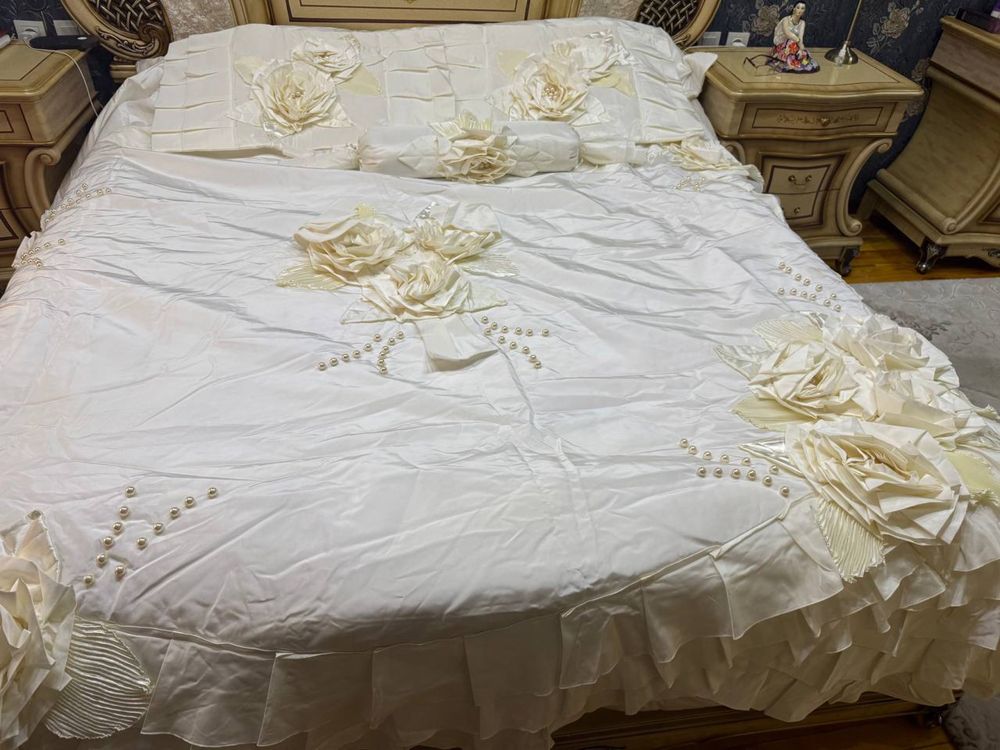 Свадебное покрывало для кровати