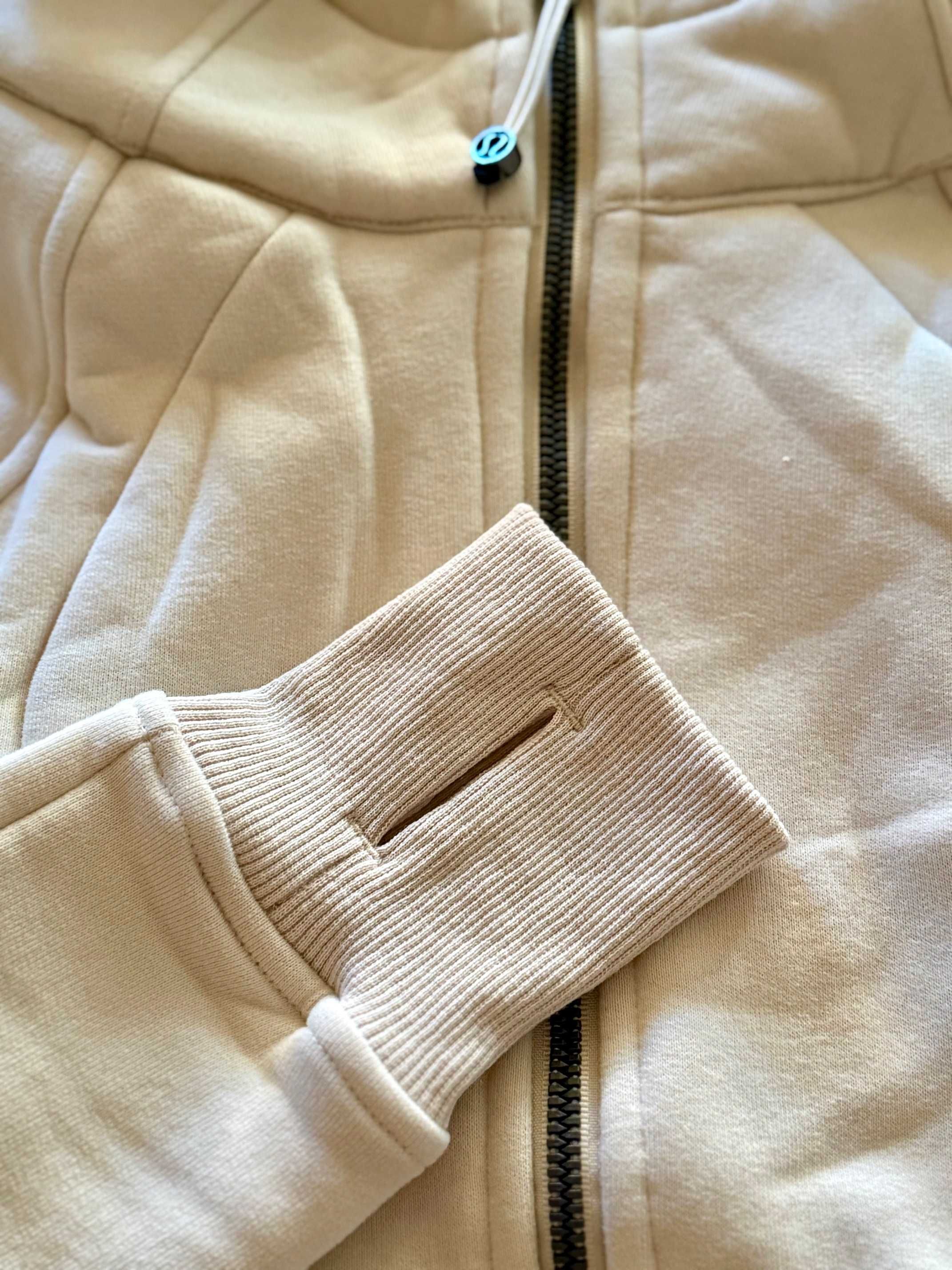 Lululemon суичър