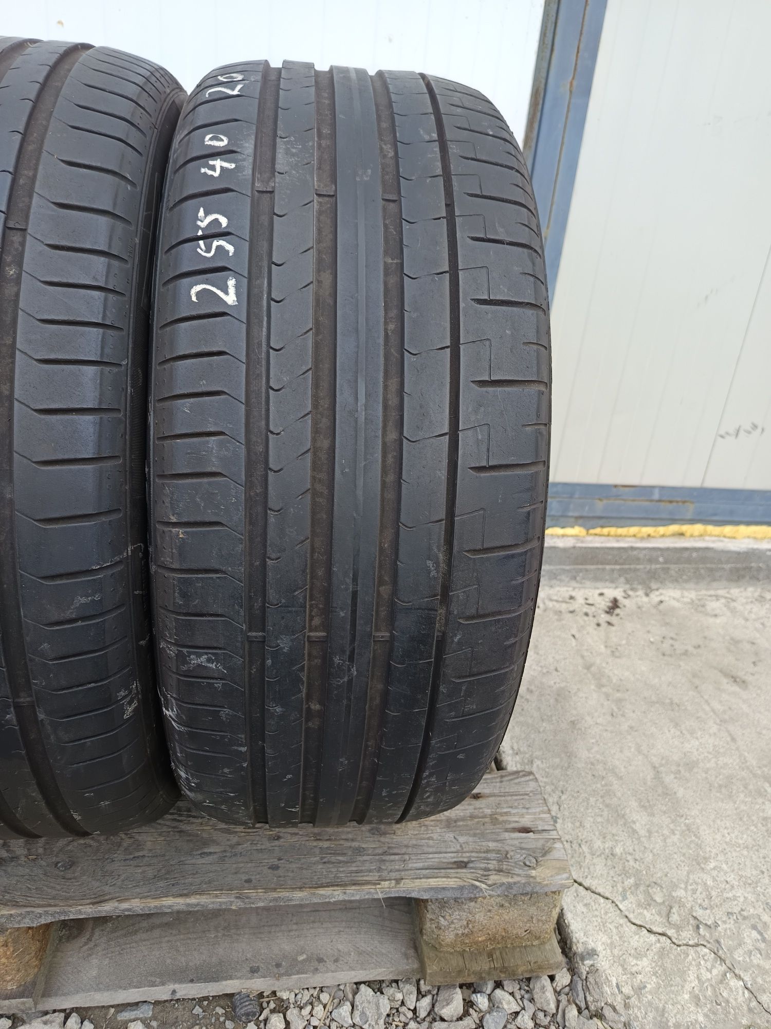 Летни гуми 255 40 R 20 101Y PIRELLI Дот 0122и 3120