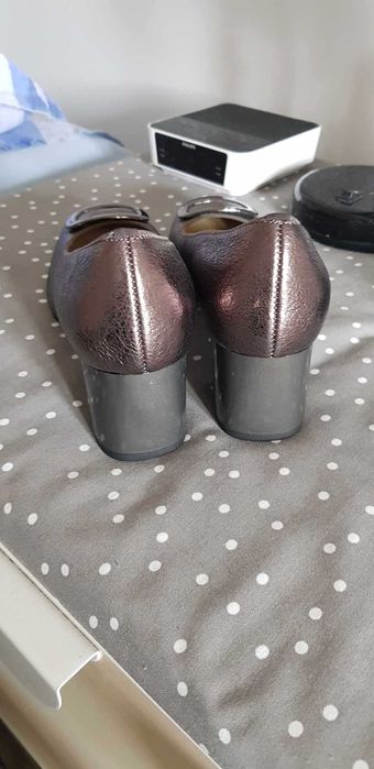 Pantofi cu toc Ara, marimea 6 (39), argintii