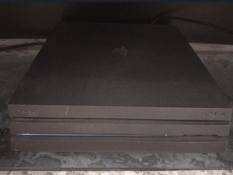 Обменяю пс4 про на Слим с ДП