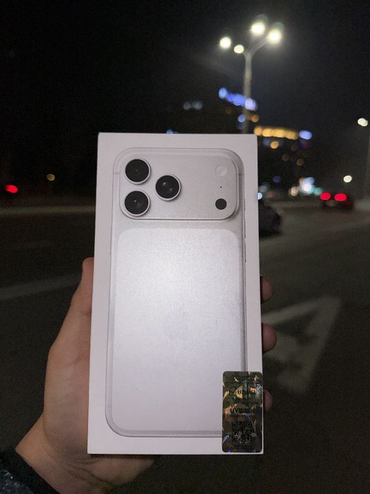 Iphone 17 Pro Max 256 tali silver Sim E-Sim