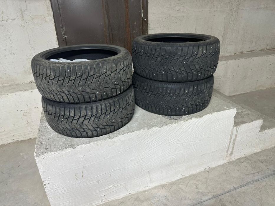 Продам зимнюю резину срочно