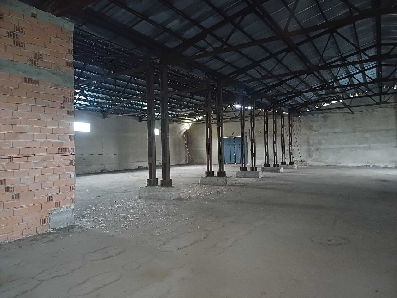 Дава се под наем Склад в Шумен, Боян Българанов 1 - 1300 кв.м за 1530 € - Снимка #6