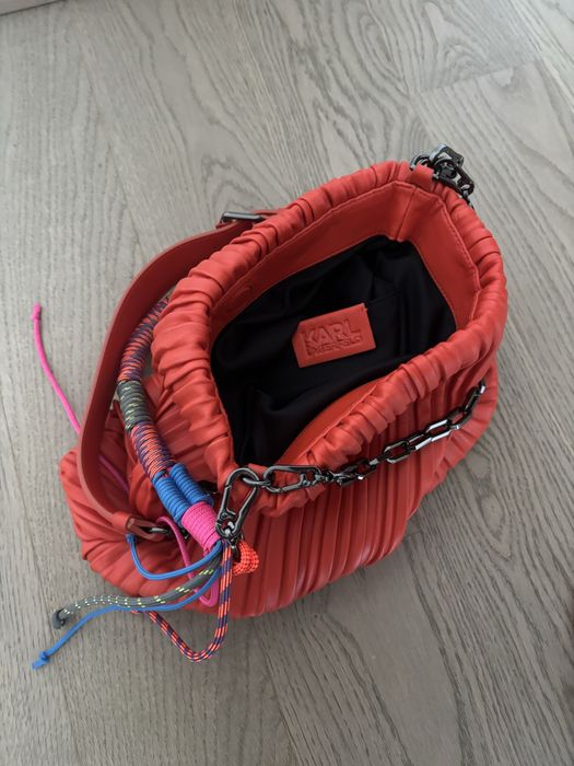 Оригинална дамска чанта KARL LAGERFELD