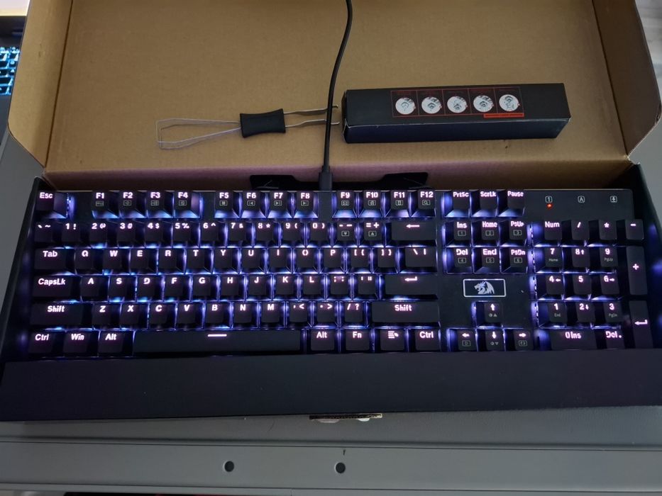 Tastatura Redragon Davajaras K556, mecanica, RGB