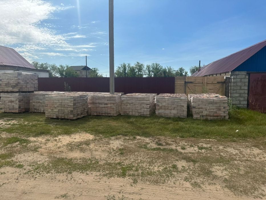 Продам  Экибастузский кирпич 95тенге и Пескоблок 320