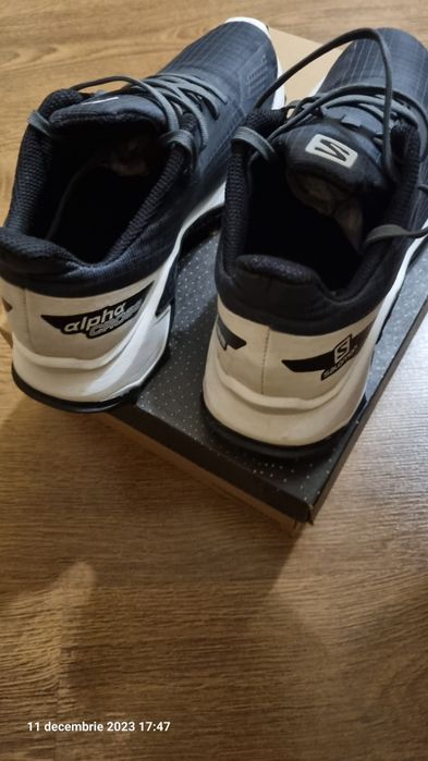 Adidasi salomon baieti