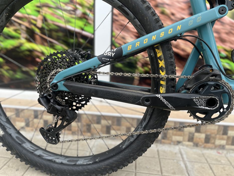 Santa Cruz Bronson CC 27.5 L топ ендуро, CC карбон, GX, XT, Reverb
