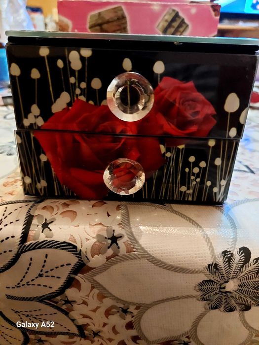 Продавам  антични предмети