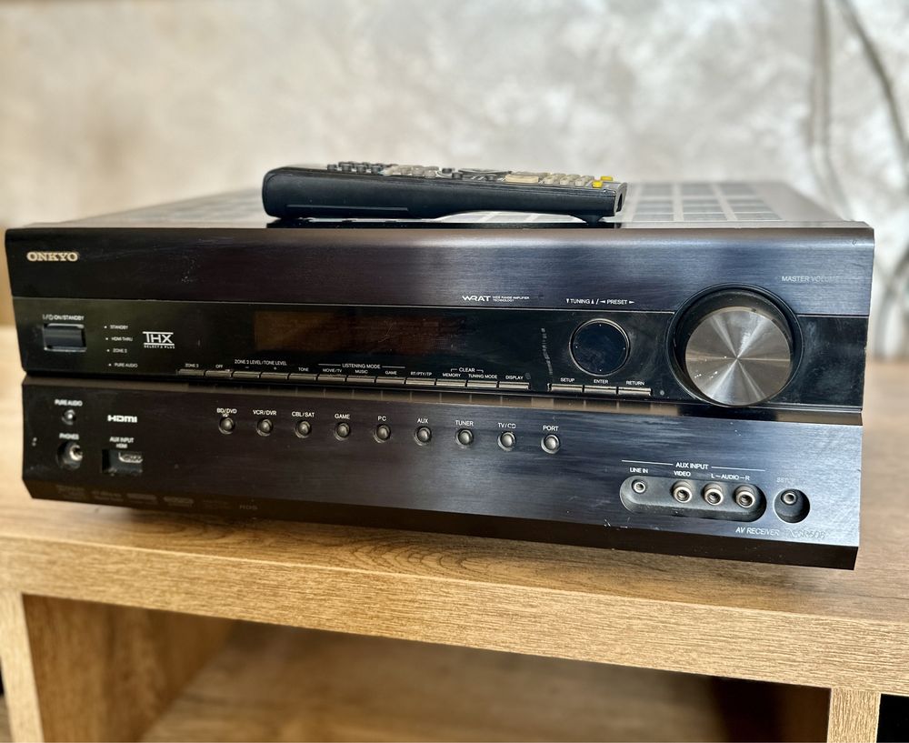 AV ресийвър Onkyo TX-SR608