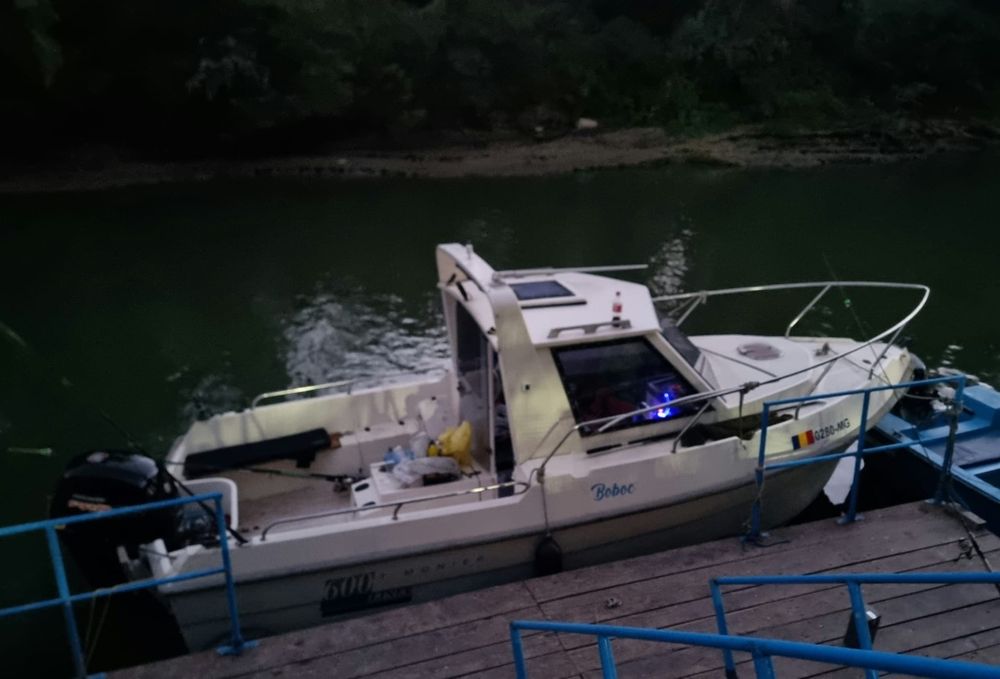 Barca Timonier 600.cabinata