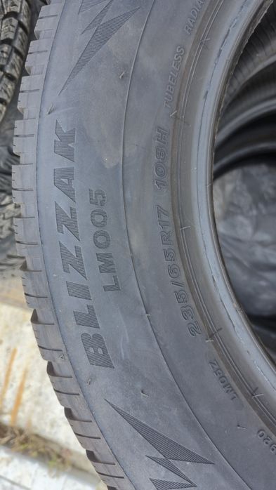 Anvelope iarnă bridgestone 235 65 r17 dot 2023