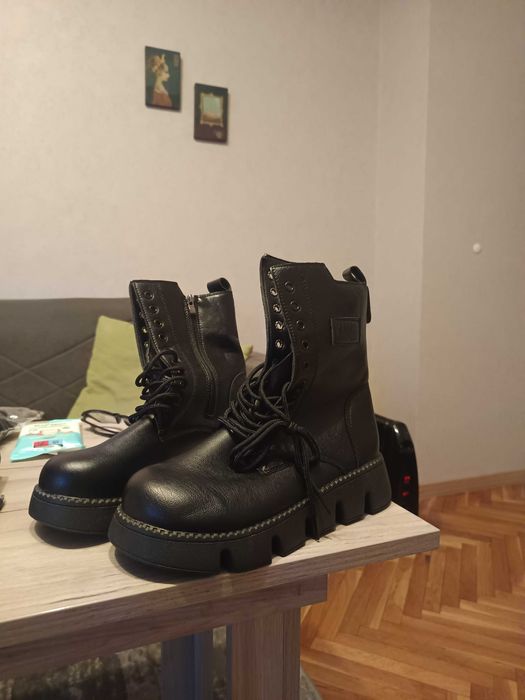 Нови боти от естествена кожа