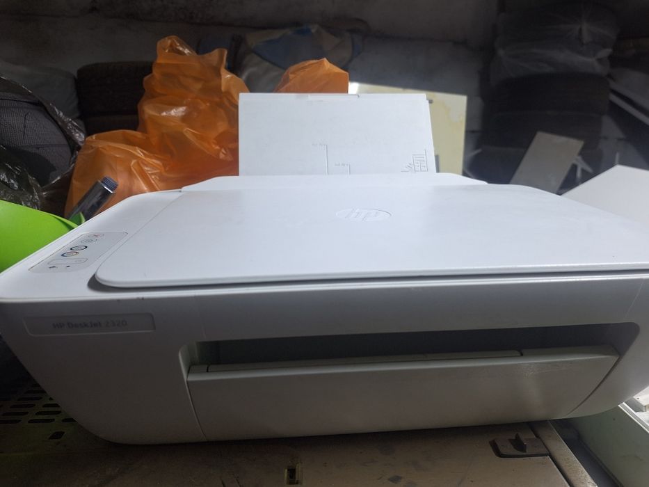 Продам принтер почти новый  нр 2320 за 5 тыс