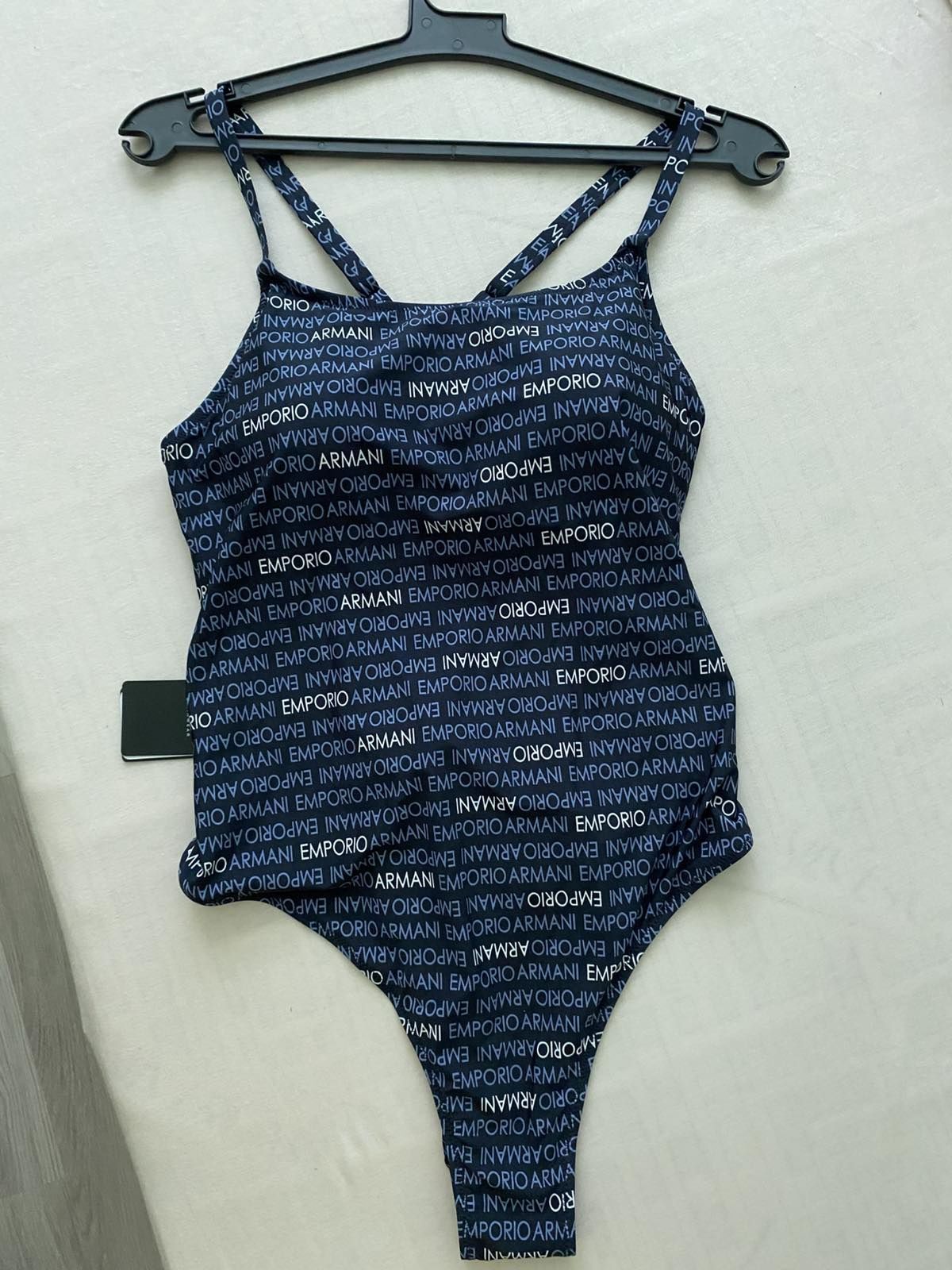 Emporio Armani оригинален бански