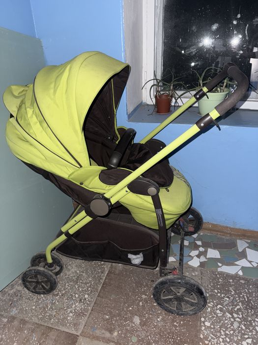 Продам детскую коляску