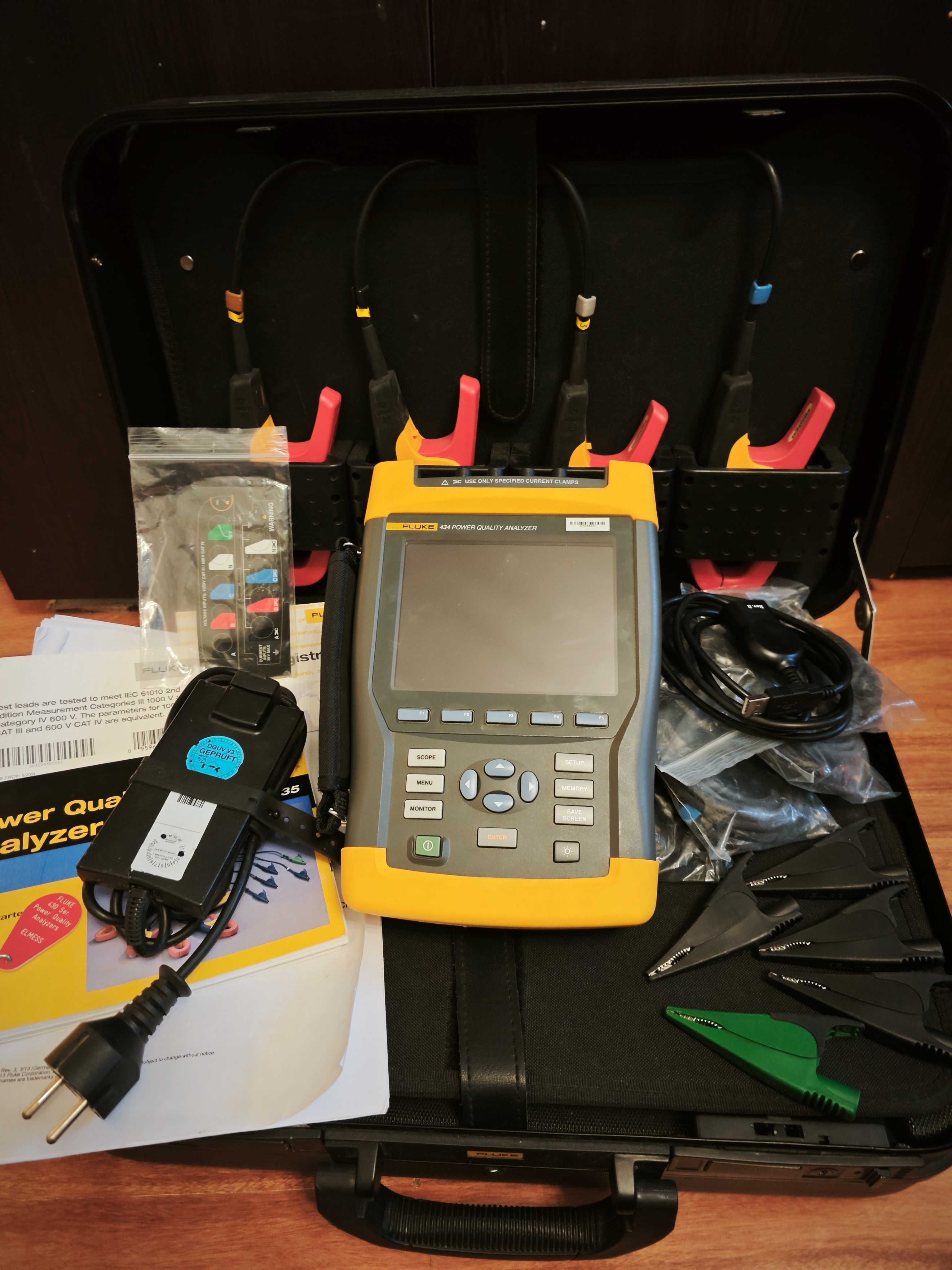 Fluke 434 Power Quality Analyzer