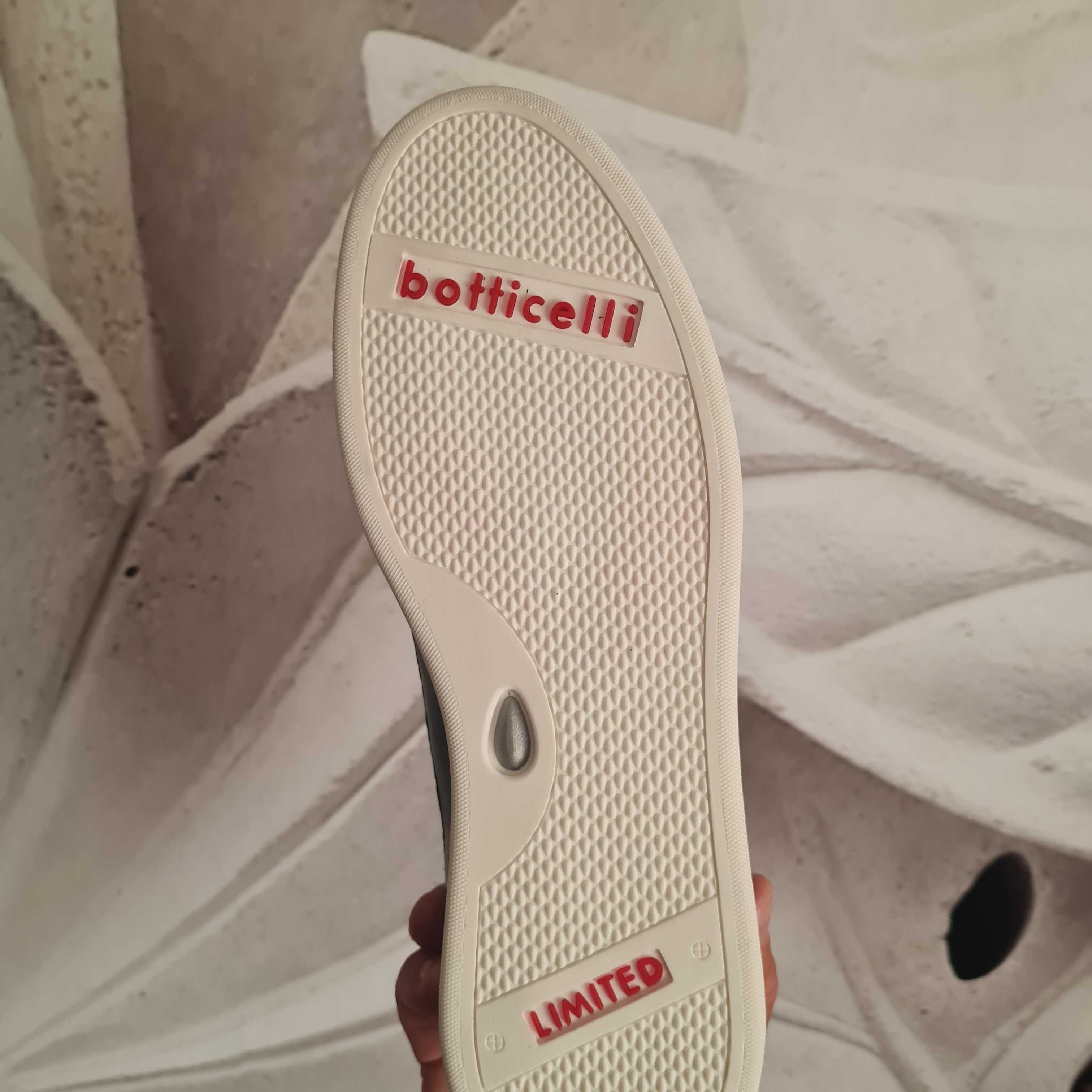 Обувки Armani,Boticelli