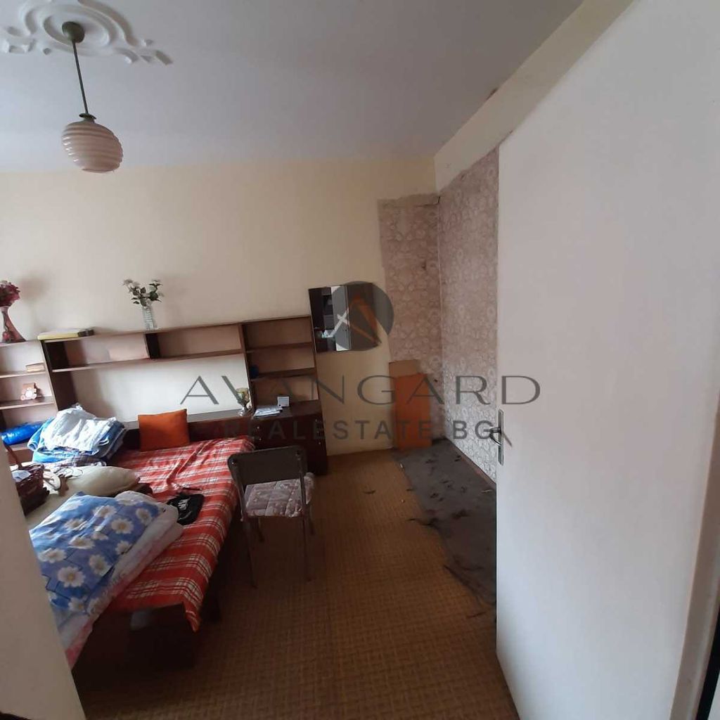 Продава се Двустаен апартамент в Пловдив, Изгрев - 63 кв.м за 1112 €/кв.м - Снимка #6