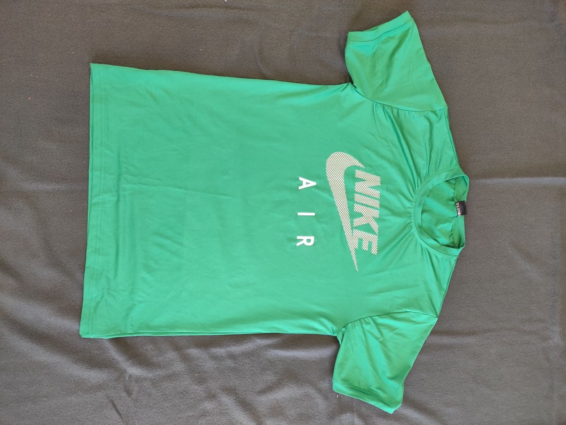 Tricouri Under Armour , Nike, Gant