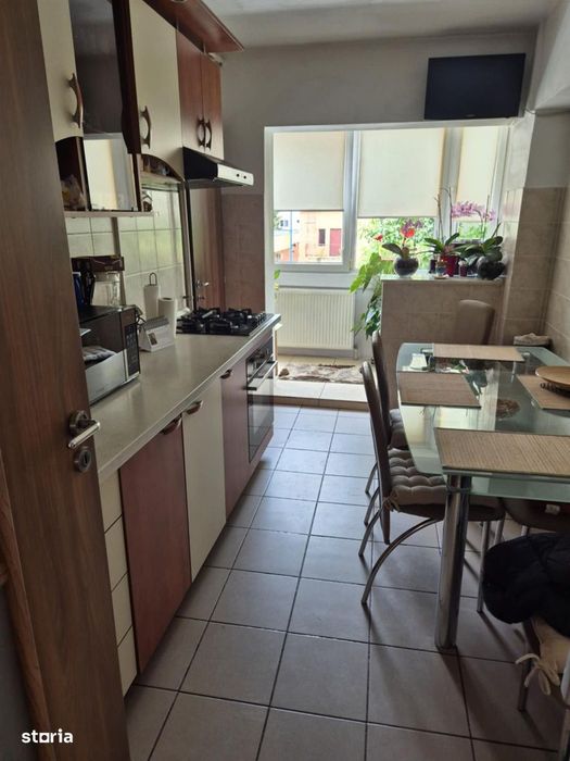 Apartament de 3 camere zona Bartolomeu,str Gospodarilor,
