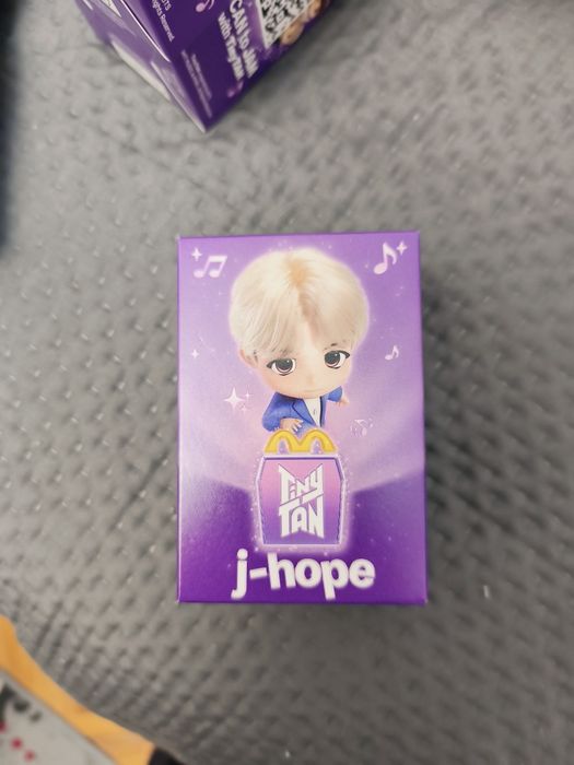 BTS играчка от Макдоналдс J-hope