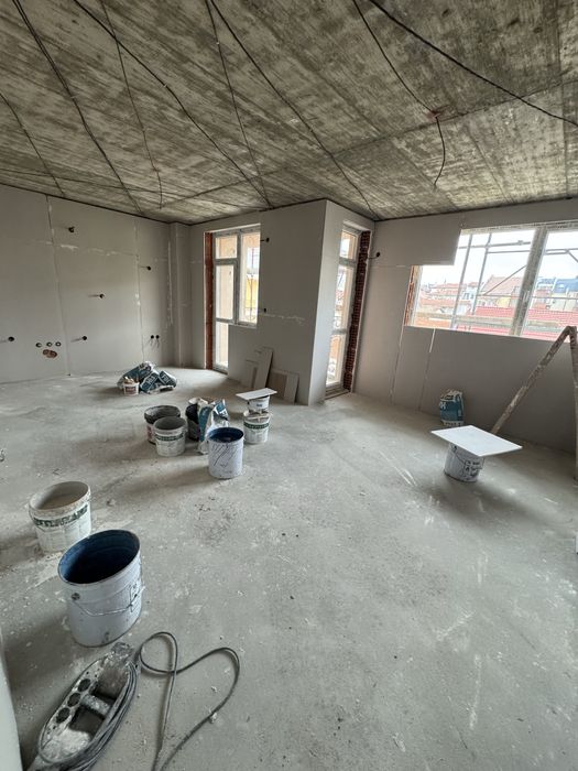 Двустаен апартамент широк център Плевен