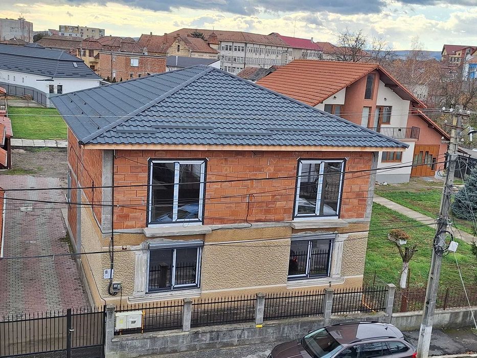 Casa de vanzare ultracentral Campia Turzii