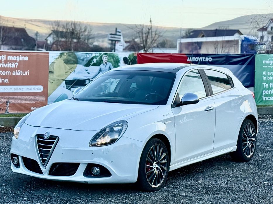 Alfa Romeo Giulietta Alfa Romeo Giulietta Sportiva 2.0JTD Aut.2014 Clima Leader Navi Xenon
