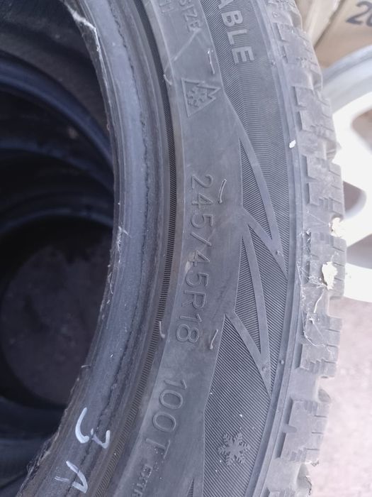 Продается б/у шина и титан диски