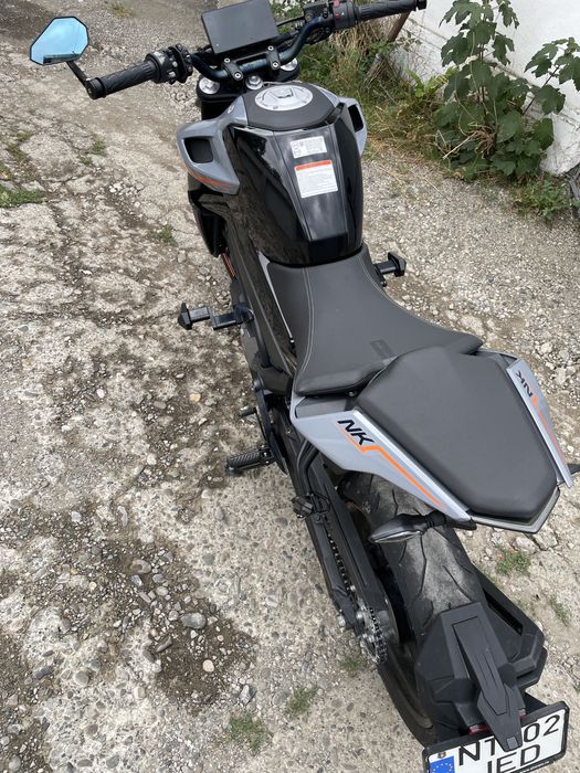 CF Moto 300 NK ABS