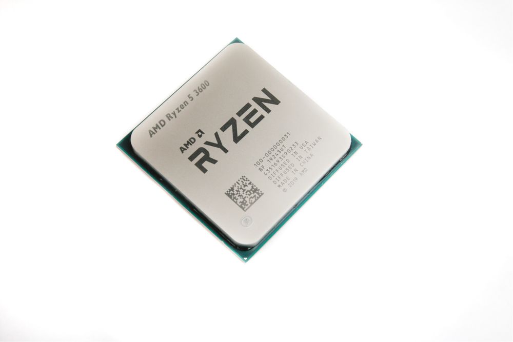 Vand procesor ryzen 5 3600 [VANDUT]