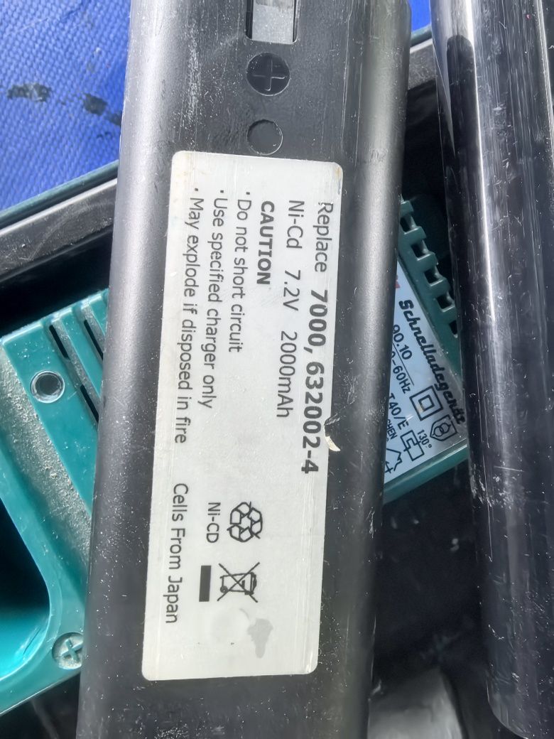 MAKITA 6012D Акумулаторен Винтоверт 2 броя.