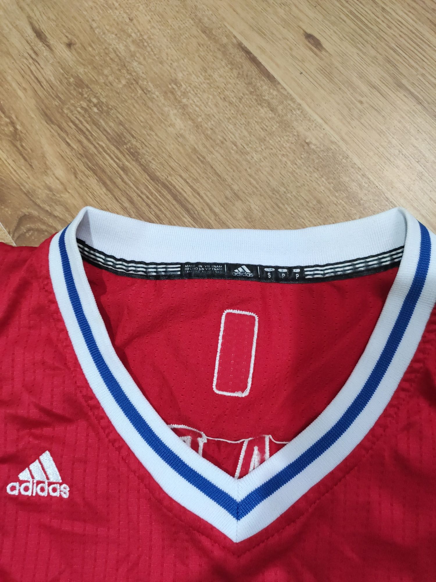 Maiou Adidas NBA Philadelphia 76ers mărimea S