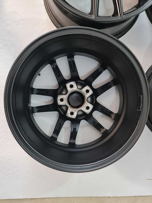 Jante 18 X1 F48 F49 X1 U11 U12 X2 F39 X2 U10 5x112 66.6 7.5J et49