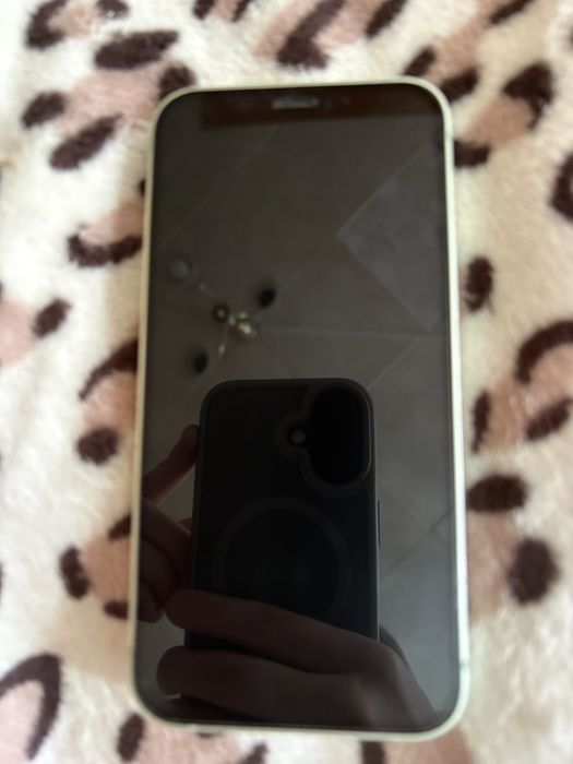 Продам Iphone 12 mini