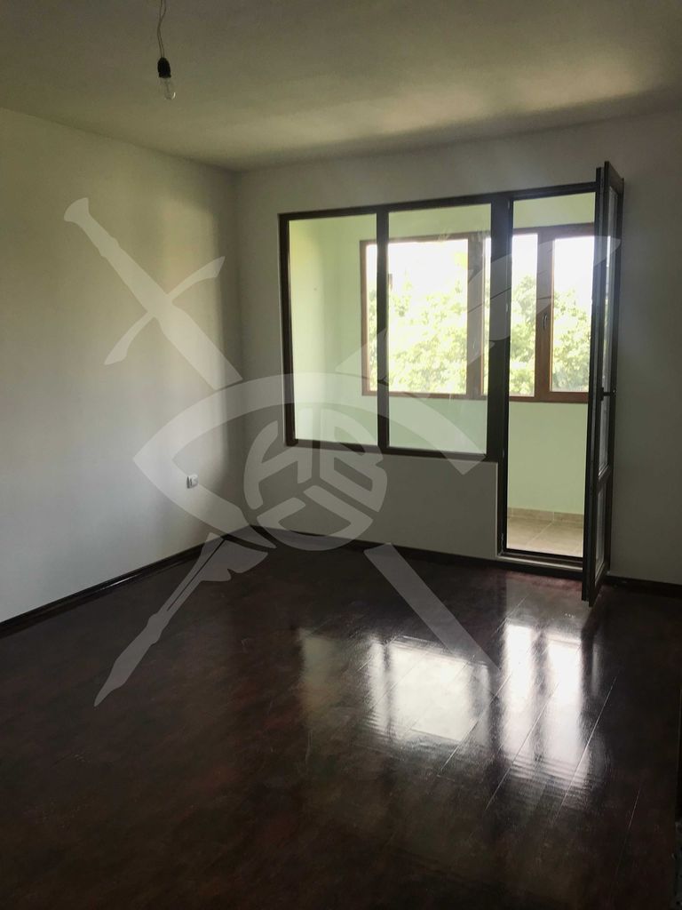Продава се Тристаен апартамент в Варна, Чаталджа - 90 кв.м за 1834 €/кв.м - Снимка #4