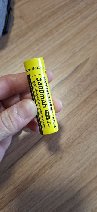 Lanterna frontală Nitecore hc60 v2