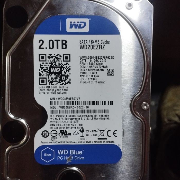 Хард диск 2 тб .