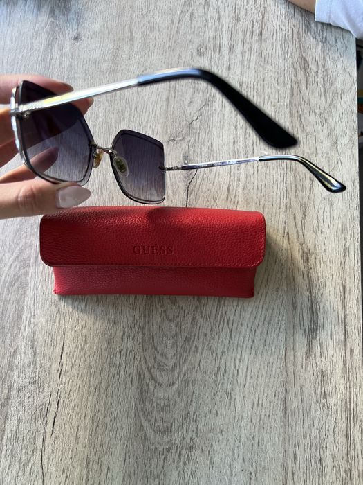 Дамски очила Guess