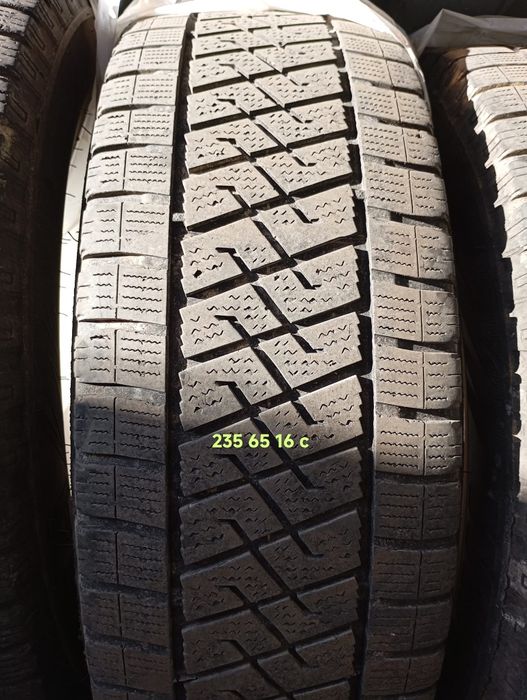 Anvelope 195 215 75 16c  195 70 15c 215 65  15 c  215 235 65 16 c