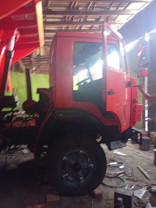 Kamaz sotiladi naxadu