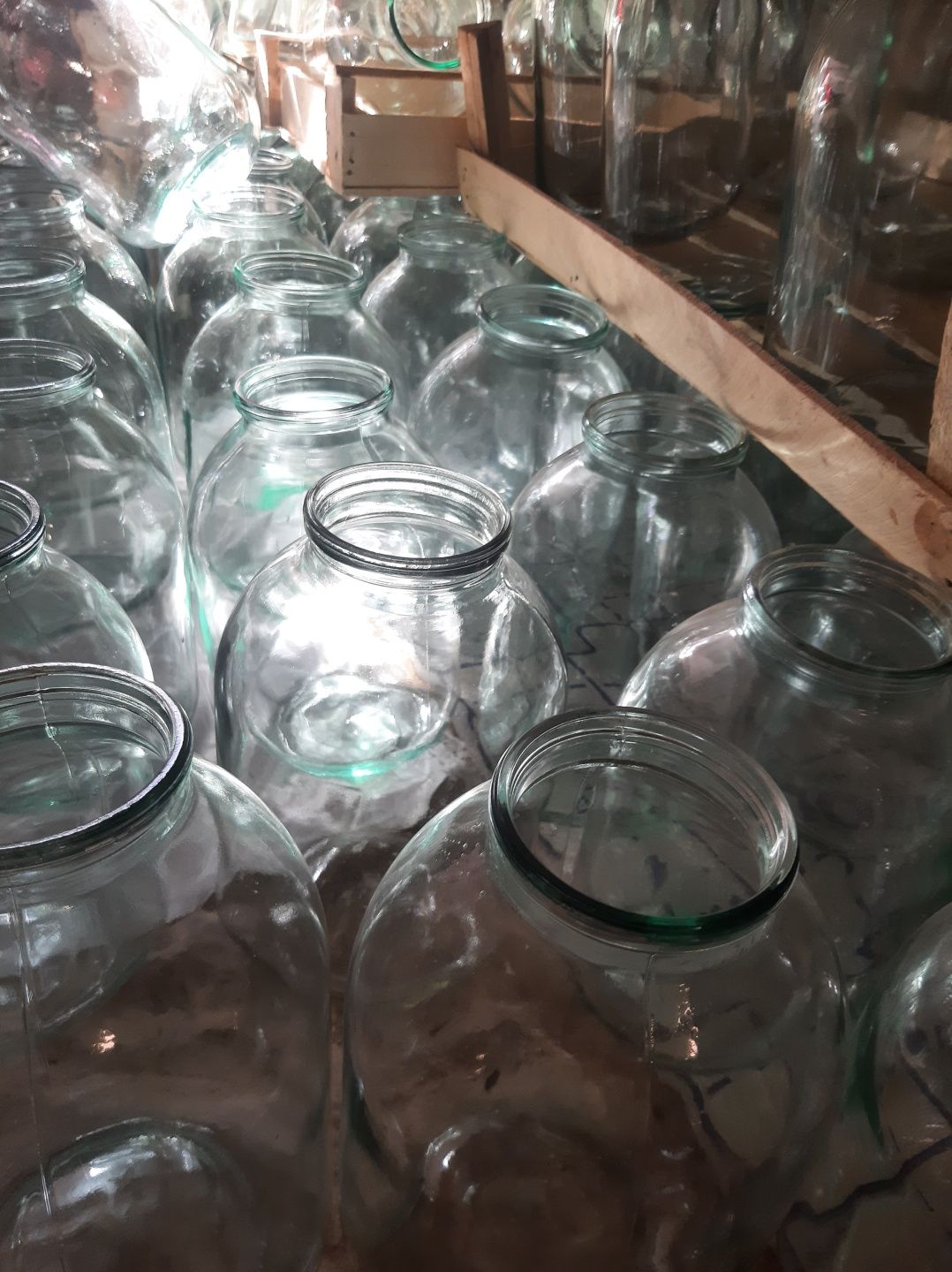 Продам банки 3л/Banka sotiladi 3litr